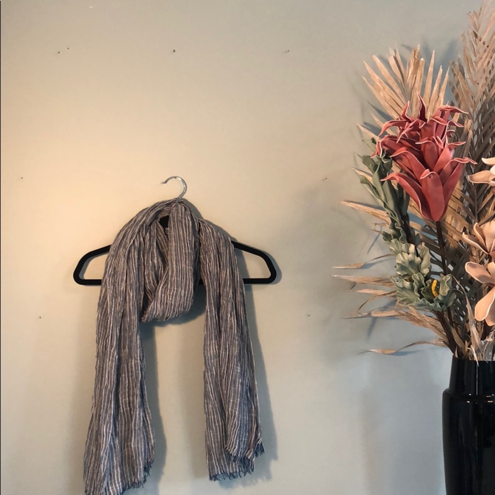 Joe Fresh scarf